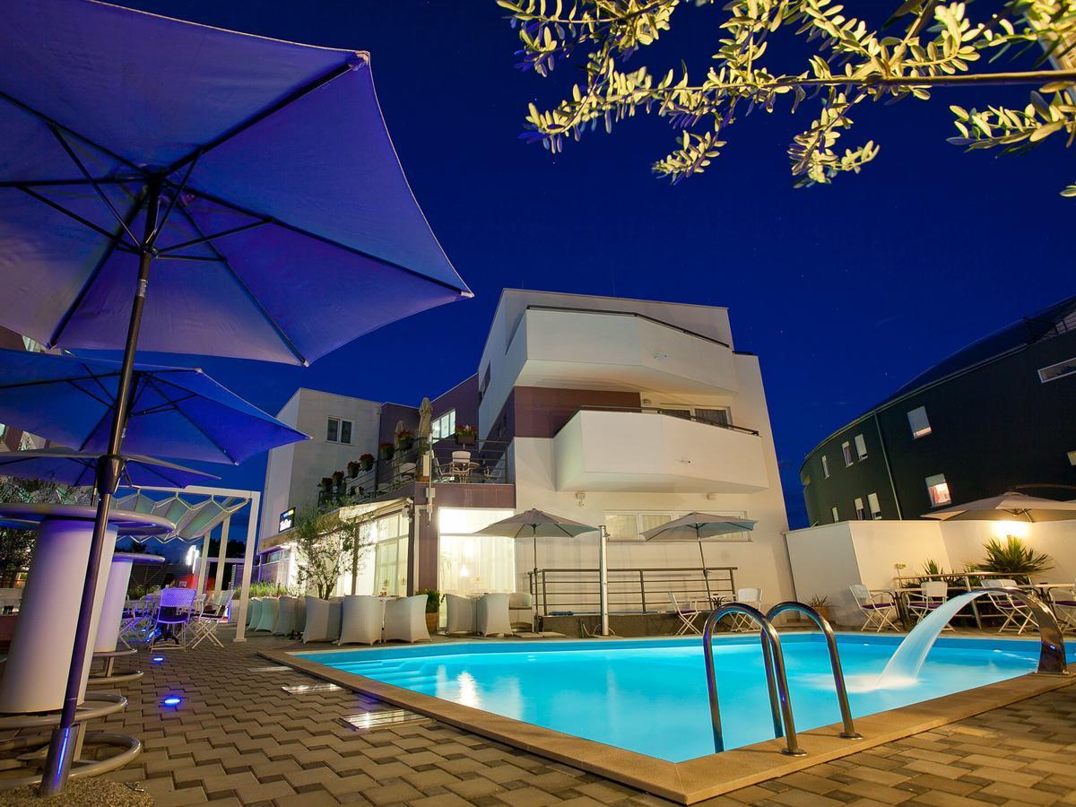 Hotel Zadar Exterior photo