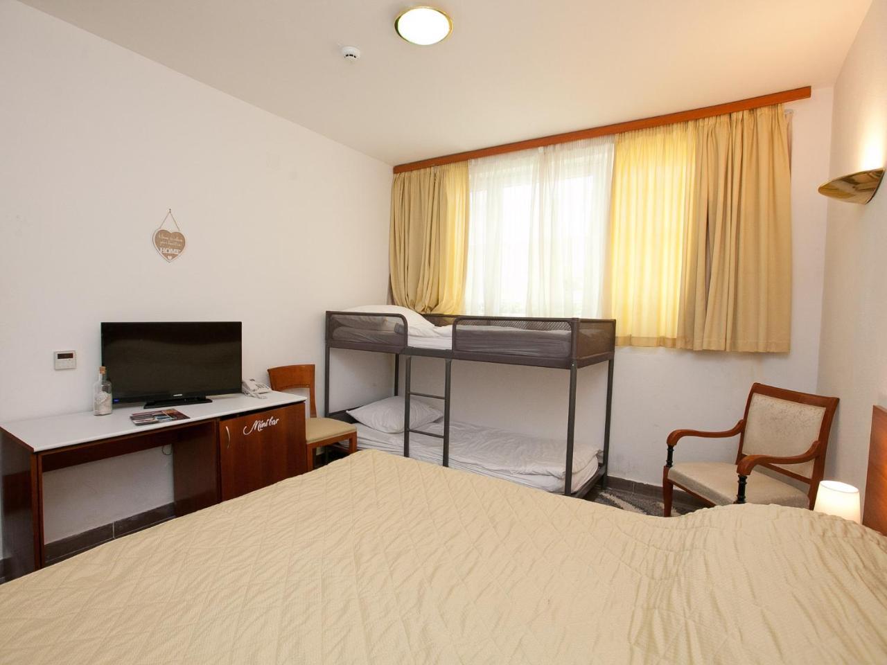 Hotel Zadar Exterior photo
